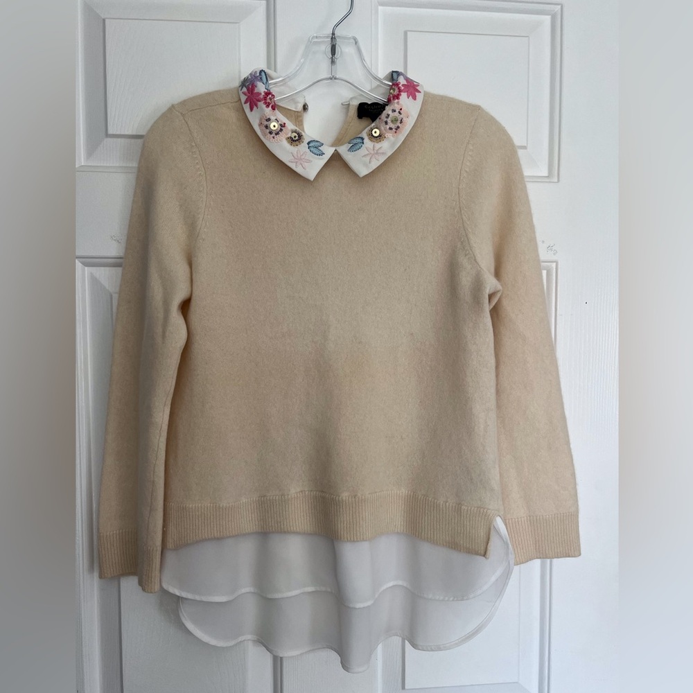 Cashmere Sweater with beaded collar